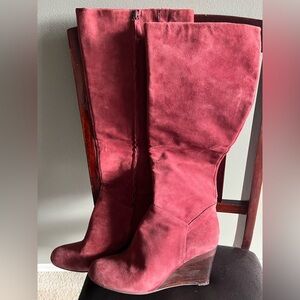 Women's Suede Knee-High Boots - Burgundy